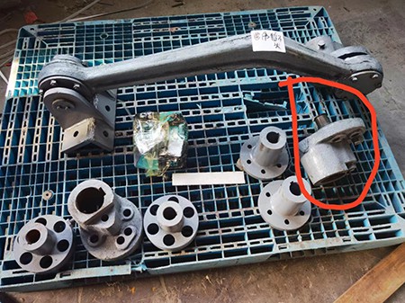 K3往復(fù)式給煤機(jī)配件裝車發(fā)貨 K3往復(fù)式給煤機(jī)配件裝車發(fā)貨