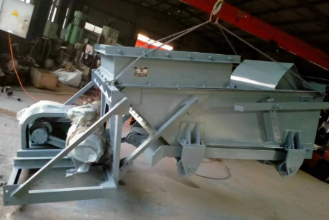 往復式給煤機車間生產現場 往復式給煤機車間生產現場